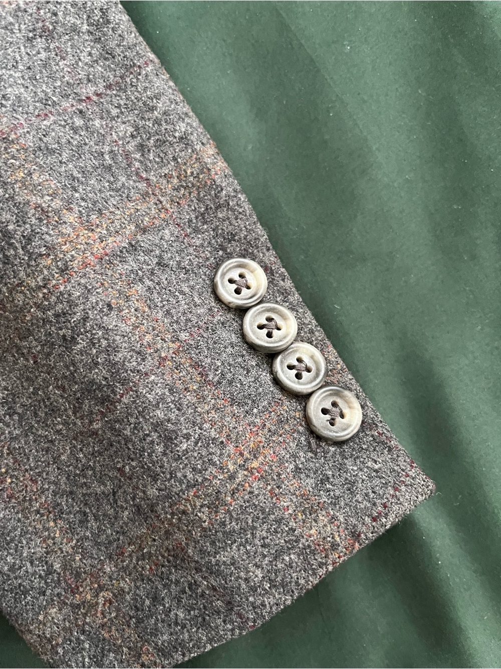 BURBERRY Men's Wool/Cashmere Grey Two Button Blazer 39 R with FLAW - Picture 12 of 15